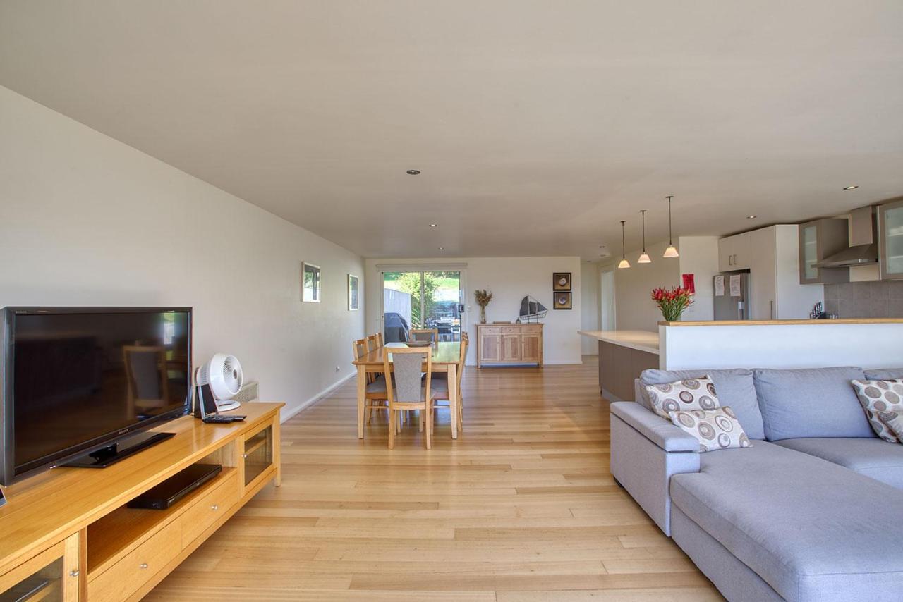 Quarterdeck Apartment Binalong Bay Εξωτερικό φωτογραφία